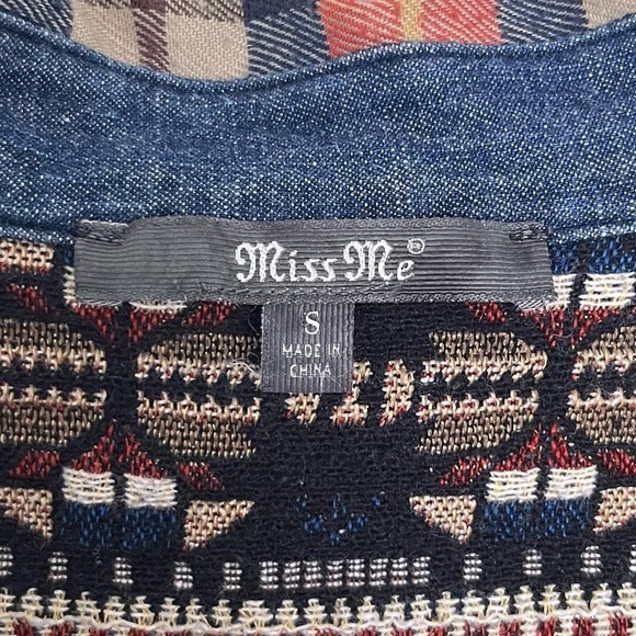 Women’s Miss Me Flannel Plaid and Jean Aztec Print Shirt Size S - Picture 3 of 8